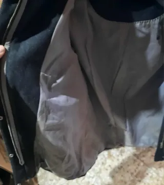 Abrigo gris con capucha talla M