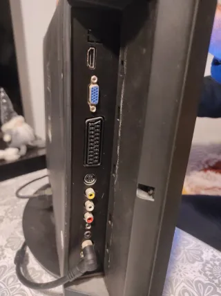 Monitor/TV Belson 22 Negro/Rojo