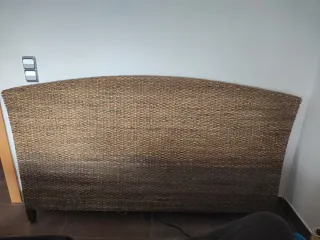 Cabezal de ratán curvo