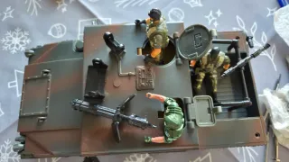 Camión militar de juguete tipo Hummer