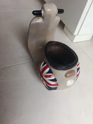 Decoración Vespa Cerámica