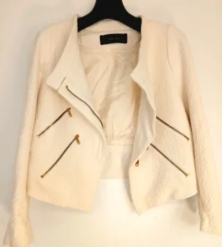 Chaqueta ZARA Tweed Crema Cremalleras Doradas