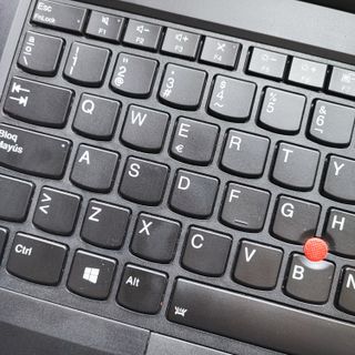 ThinkPad L390 / i3 / 8GB RAM / NVMe 512GB BMW