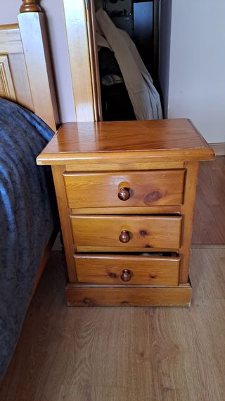 Cama pino macizo con mesita y somier