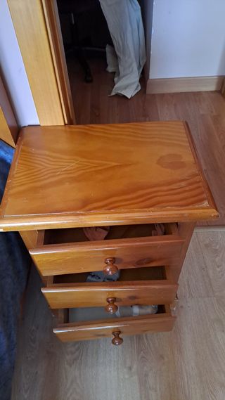 Cama pino macizo con mesita y somier