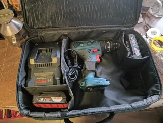 Taladro Bosch Profesional + Batería y Cargador