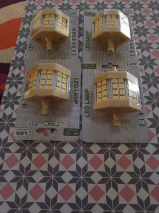 4 Lámparas LED NorLED