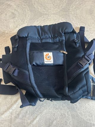 Ergobaby Adapt Portabebés + Funda Todo Clima
