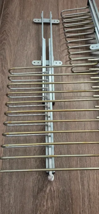 2 Pantaloneros Metálicos Colgantes