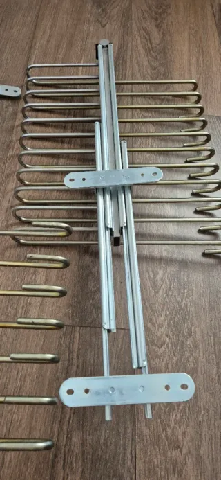 2 Pantaloneros Metálicos Colgantes