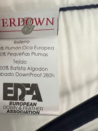 Almohada Ferdow 90x50cm cama