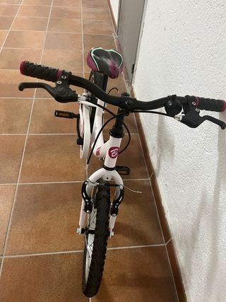 Bicicleta infantil B-Pro 16