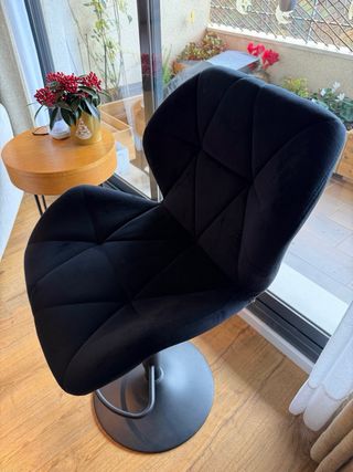 Taburete de Bar Tengo 3uds x50€=125€