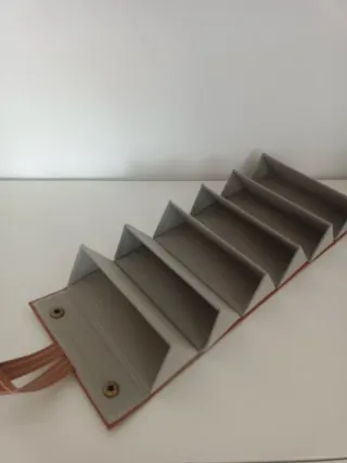 Estuche plegable para gafas