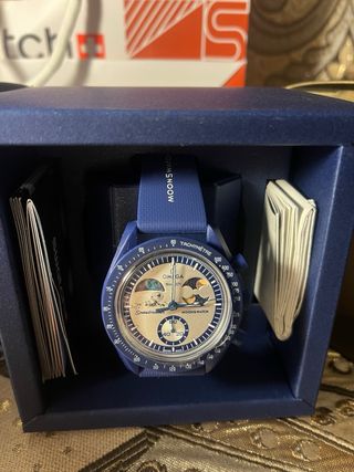 Omega x Swatch Moonwatch Mission to Earthphase