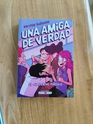 Una amiga de verdad: El cuaderno mágico (Spanis...