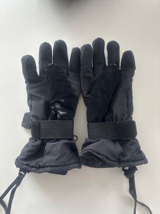 Casco y guantes de esquí infantiles