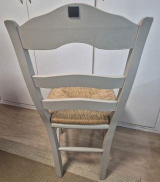 Silla de comedor con asiento estampado