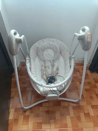 Hamaca bebé con música y vibración