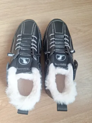 Zapatillas Alpaca Mujer Negras con Borrego