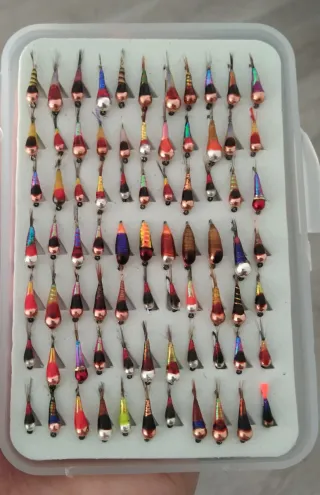 Caja 77 Perdigones Pesca Variados