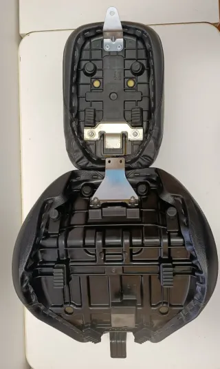 Asiento Suzuki Intruder C800 Negro