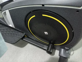 Elíptica BH Fitness M6