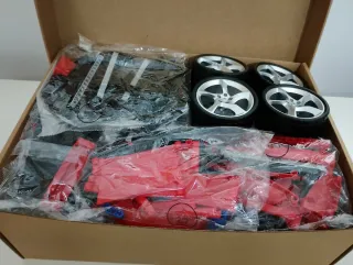 Costruzioni tipo Lego - Auto sportiva rossa