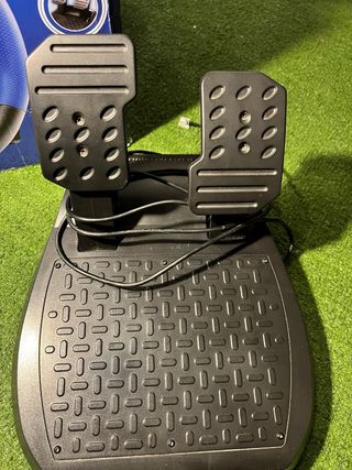 Volante Thrustmaster T150 PS4