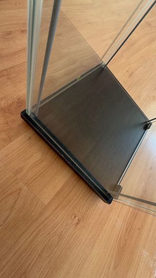 Vitrina IKEA Cristal Negra Madera