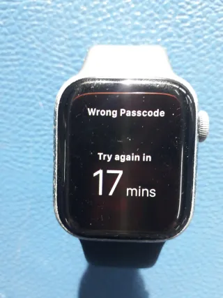 Reloj Apple Watch Serie 8 41mm Negro/Plata