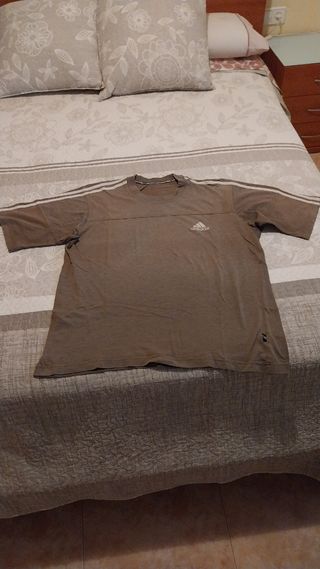 Camiseta Adidas