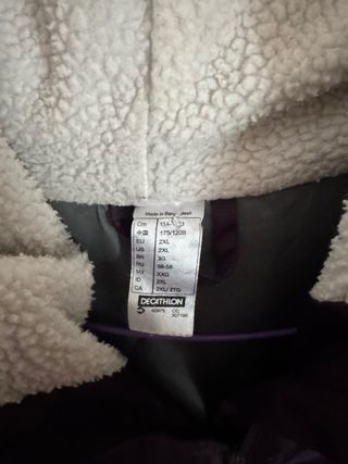 Cortavientos Quechua Morado