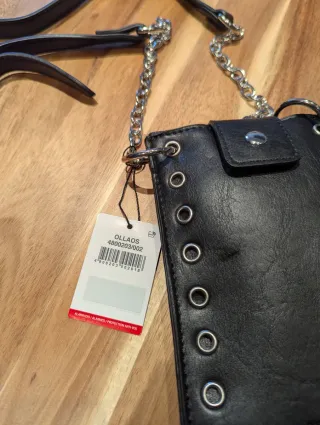 Bolso mini Misako negro para móvil