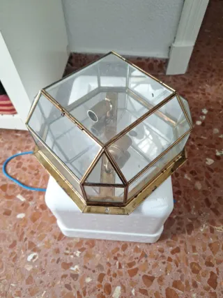 Lámpara de techo de cristal y latón