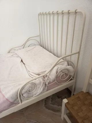 Cama extensible blanca Ikea *BUEN PRECIO*