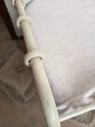 Cama extensible blanca Ikea *BUEN PRECIO*