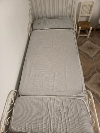 Cama extensible blanca Ikea *BUEN PRECIO*