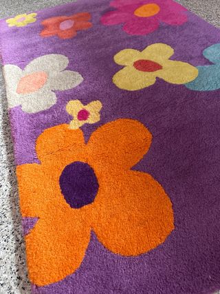 Alfombra Zara Home Flores Morada Lana