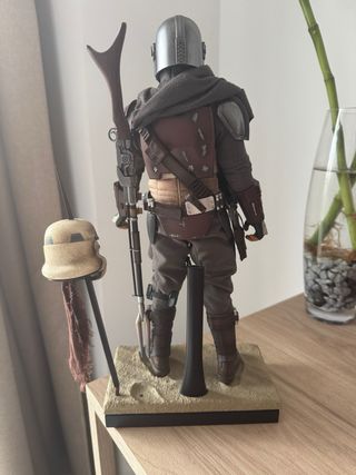 Figura Star Wars Mandalorian Hot Toys 1/6