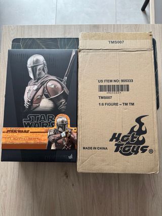 Figura Star Wars Mandalorian Hot Toys 1/6