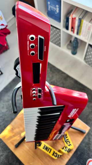 Alesis Vortex Wireless 2 + soporte + funda