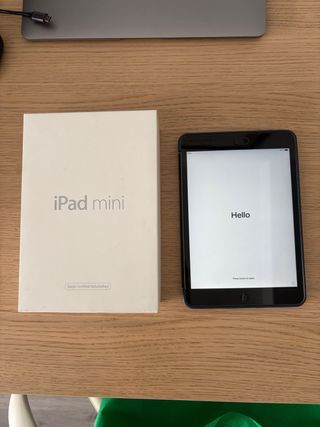 Apple iPad mini 2
