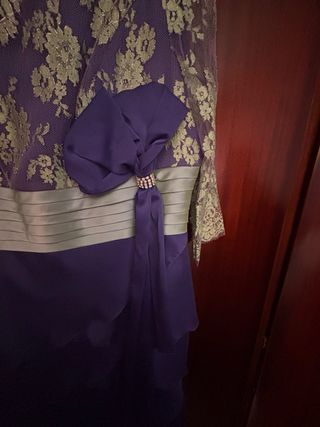 Vestido de madrina morado y turquesa