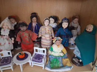 Bambole in porcellana vintage