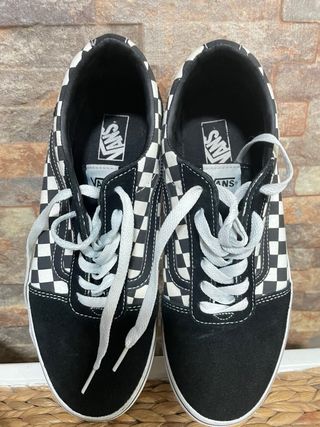 Zapatillas Vans Checkerboard Negras y Blancas