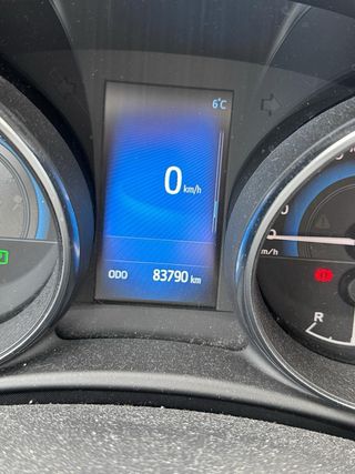 Toyota Auris 1.8  140H hybrid feel automatico