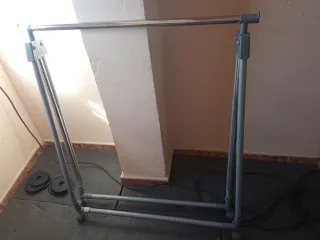 Perchero de aluminio