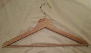 77 Perchas madera natural / 70 Perchas nogal IKEA