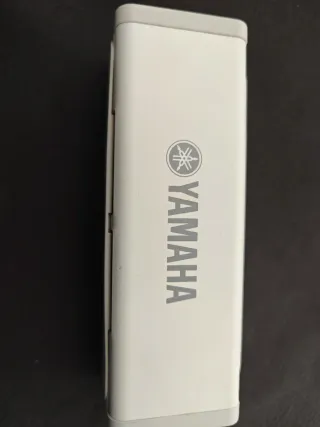 Altavoz Portátil Yamaha Gris/Blanco